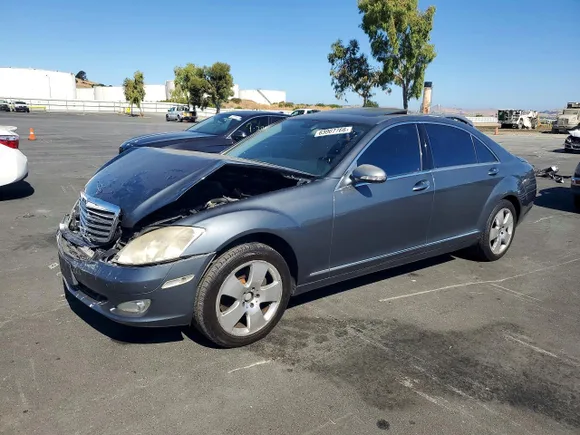 2007 Mercedes-Benz S 550, VIN WDDNG71X87A014986 — Front end
