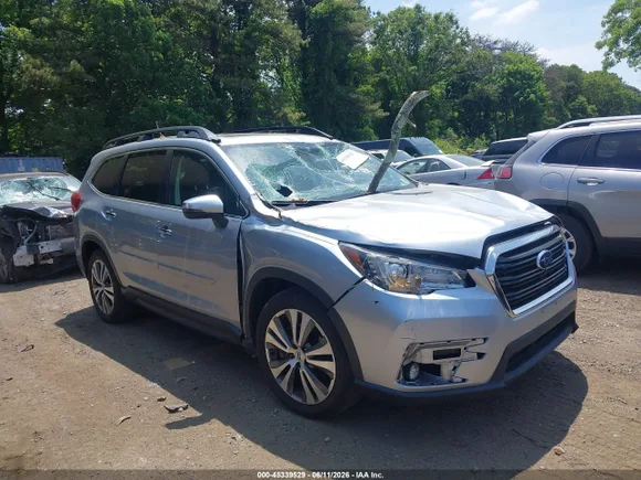 2021 Subaru Ascent Touring, VIN 4S4WMARDXM3472104 — Front end