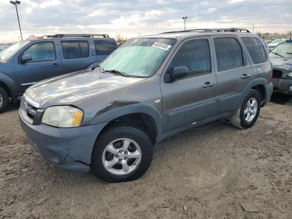 2006 Mazda Tribute i, VIN 4F2YZ02Z46KM34309 — Rear end