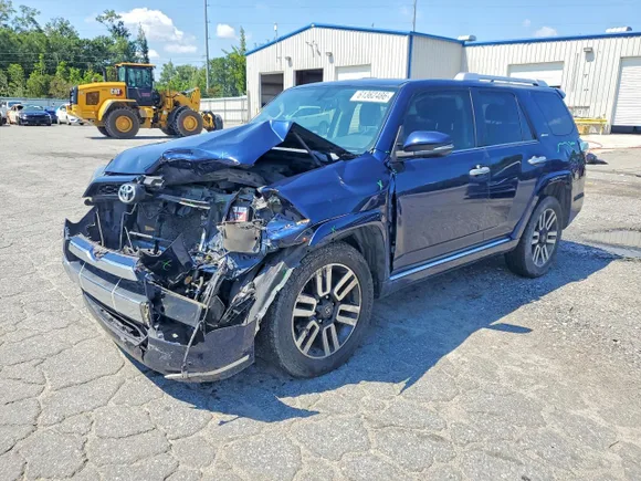 2018 Toyota 4Runner SR5 Premium, VIN JTEZU5JR5J5170862 — Front end