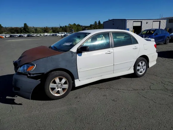 2008 Toyota Corolla LE, VIN 1NXBR32E38Z034667 — Front end