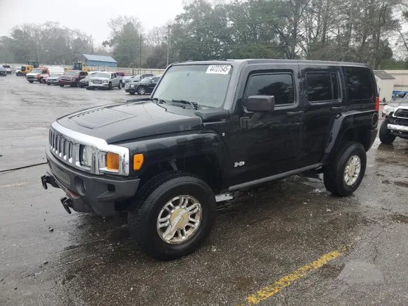 2007 Hummer H3 SUV, VIN 5GTDN13E578246319 — Frame damage