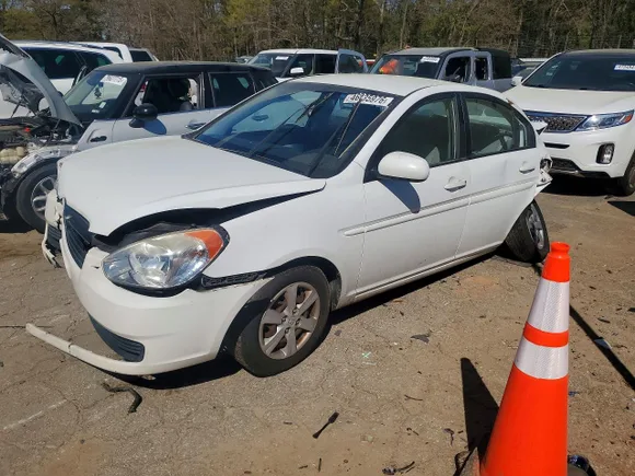 2011 Hyundai Accent GLS, VIN KMHCN4AC5BU574440 — Front end