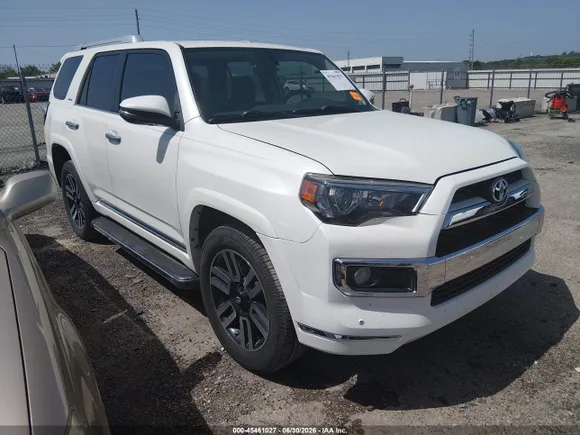 2019 Toyota 4Runner TRD Off Road Premium, VIN JTEBU5JR6K5713073 — Hail