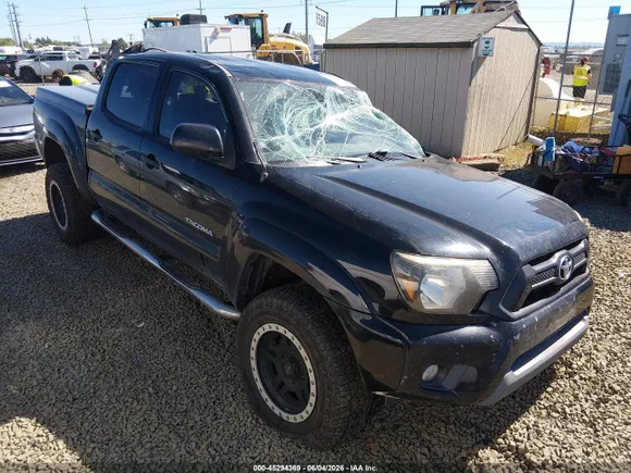 2012 Toyota Tacoma PreRunner, VIN 5TFJU4GN3CX023415 — Rollover