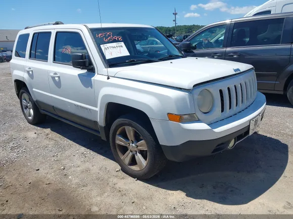 2014 Jeep Patriot Limited, VIN 1C4NJRCB6ED633378 — Normal wear