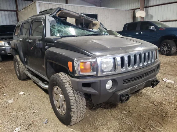 2007 Hummer H3 SUV, VIN 5GTDN13E178187253 — Rollover