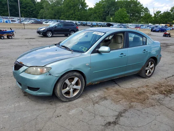 2004 Mazda 3 i, VIN JM1BK12F941167550 — Front end