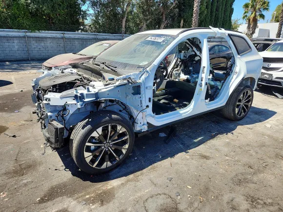 2026 Volvo XC60 Plus, VIN YV4M12RC4T1297163 — Stripped