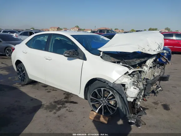2018 Toyota Corolla LE, VIN 5YFBURHE7JP801680 — Front end