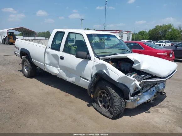 1997 Chevrolet Silverado 2500, VIN 1GCGK29R6VE275324 — Front end