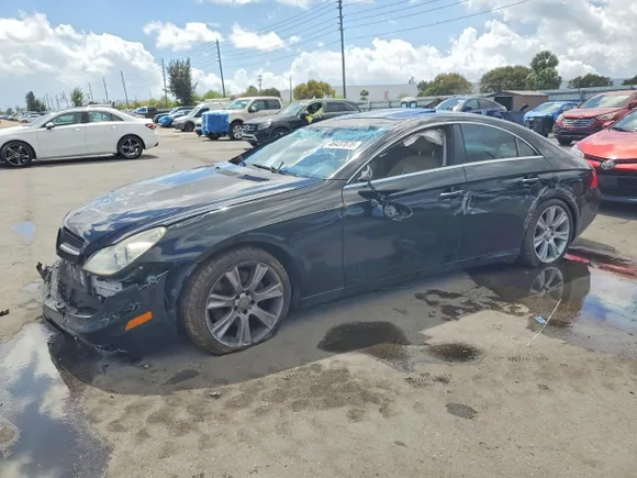 2008 Mercedes-Benz CLS 550, VIN WDDDJ72X48A122647 — Rollover