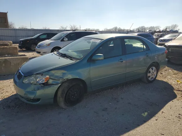 2005 Toyota Corolla LE, VIN 1NXBR32EX5Z392604 — Front end