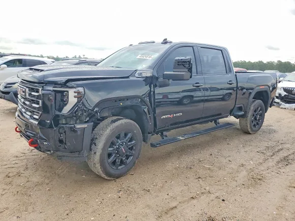 2026 GMC Sierra 2500HD AT4, VIN 1GT4UPE77TF160043 — Front end
