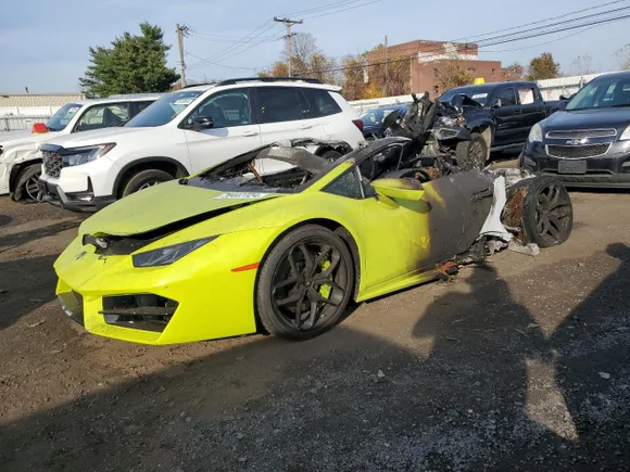 2018 Lamborghini Huracan LP 580-2, VIN ZHWUC2ZF7JLA09025 — Engine fire