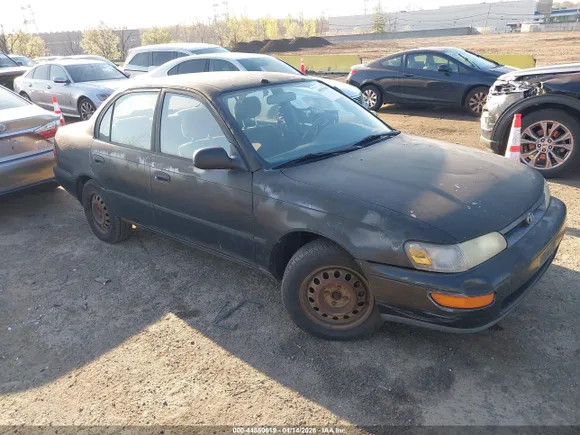 1995 Toyota Corolla DX, VIN 2T1AE09B9SC133424 — Normal wear