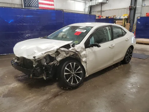 2018 Toyota Corolla LE, VIN 5YFBURHE7JP829589 — Front end