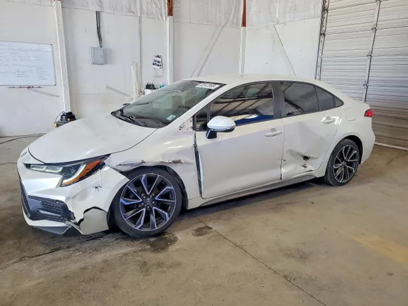 2020 Toyota Corolla SE, VIN 5YFS4RCE7LP037257 — Side