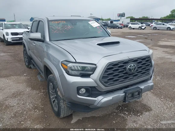 2021 Toyota Tacoma TRD Sport, VIN 5TFAZ5CN6MX110059 — Rear end