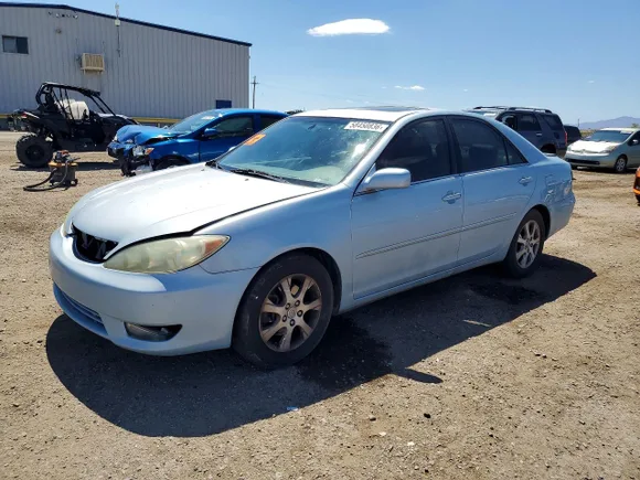 2006 Toyota Camry XLE, VIN 4T1BF30K86U629013 — Rear end