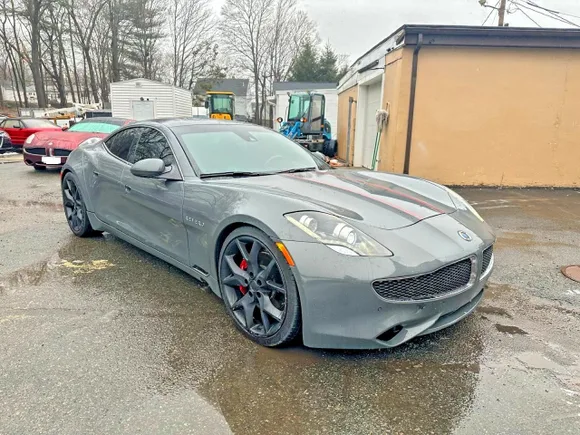 2018 Karma Revero, VIN 50GK41SA5JA000079 — Normal wear