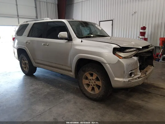 2010 Toyota 4Runner SR5, VIN JTEBU5JR5A5031543 — Front end
