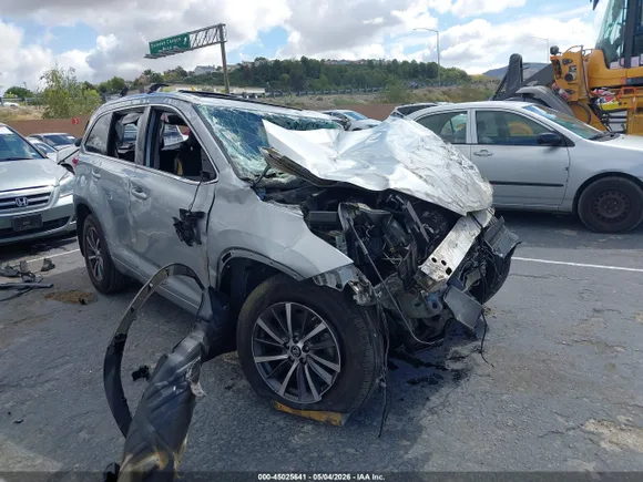 2018 Toyota Highlander XLE, VIN 5TDJZRFHXJS526288 — All over