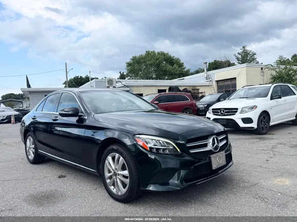 2019 Mercedes-Benz C 300, VIN 55SWF8EB1KU307858 — Not stated