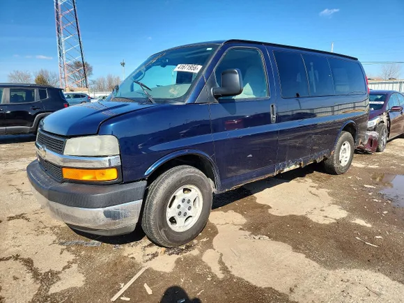 2007 Chevrolet Express Passenger, VIN 1GNFG15Z371180363 — Side