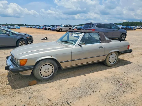 1986 Mercedes-Benz 560 SL, VIN WDBBA48D6GA051669 — Water / flood