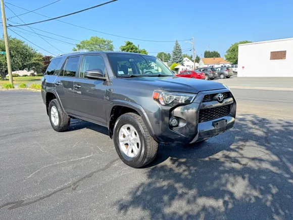 2016 Toyota 4Runner SR5 Premium, VIN JTEBU5JR2G5369314 — Normal wear