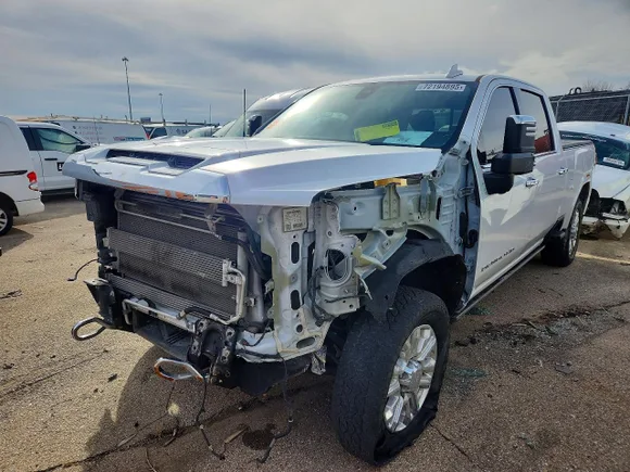 2021 GMC Sierra 2500HD Denali, VIN 1GT49REY5MF306236 — Front end