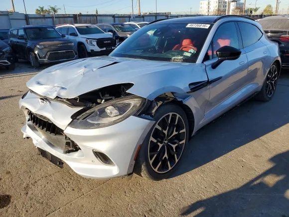 2021 Aston Martin DBX, VIN SCFVUJAW0MTV03004 — Front end