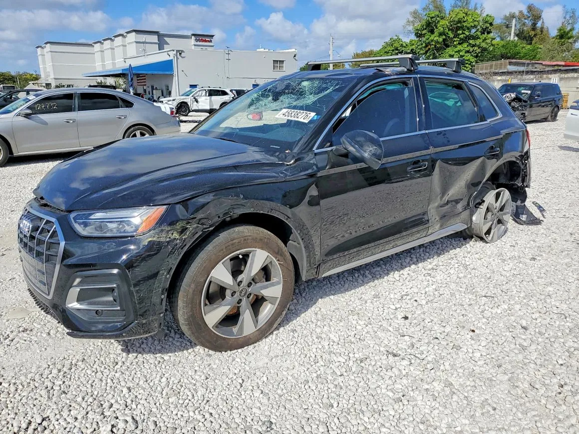 2023 Audi Q5 Premium, VIN WA1ABAFY4P2116800 — Auction photo 1 of 4