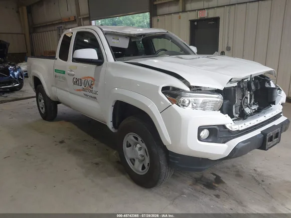 2023 Toyota Tacoma SR5, VIN 3TYSZ5ANXPT118087 — Front end