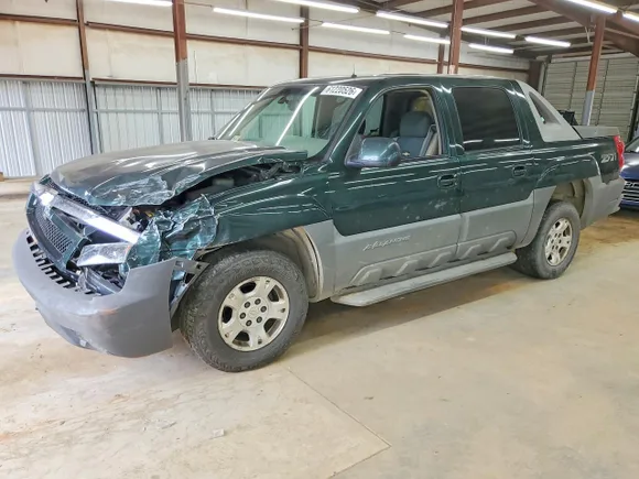 2002 Chevrolet Avalanche, VIN 3GNEK13T72G115860 — Перед
