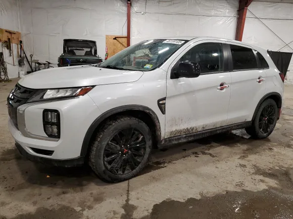 2022 Mitsubishi Outlander ES, VIN JA4ARUAU0NU015742 — Undercarriage