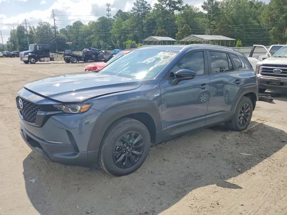 2025 Mazda CX-50 Hybrid Preferred Package, VIN 7MMVAABW0SN123491 — Side