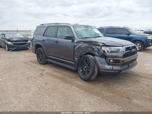 2019 Toyota 4Runner TRD Off Road Premium, VIN JTEBU5JR9K5693336 — Side