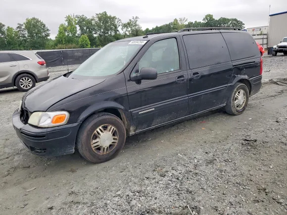 2003 Chevrolet Venture LT, VIN 1GNDX13E53D164861 — Front end