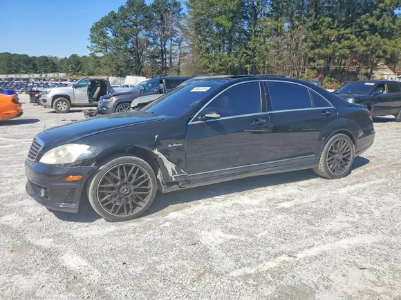 2008 Mercedes-Benz S 63 AMG, VIN WDDNG77X88A167165 — Minor dents and scratches
