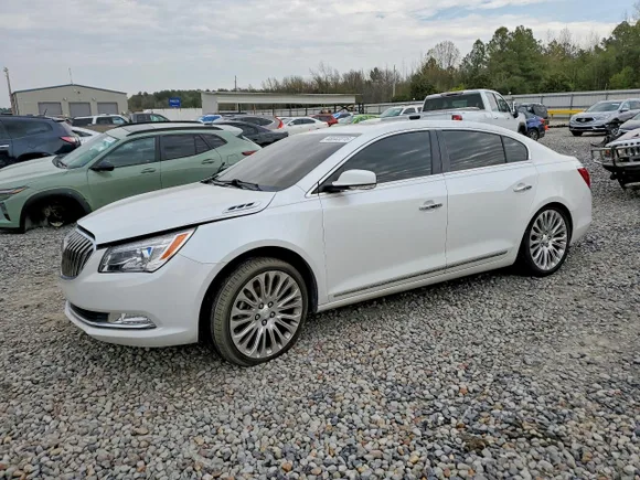 2016 Buick LaCrosse Premium II, VIN 1G4GF5G32GF175654 — Interior fire