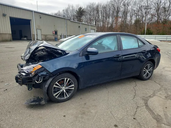 2018 Toyota Corolla LE, VIN 2T1BURHE6JC080171 — Front end