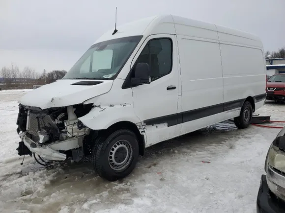 2021 Freightliner Sprinter, VIN W2Y40CHY4MT068916 — Front end
