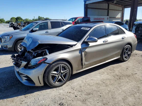 2020 Mercedes-Benz C 300, VIN W1KWF8EB6LR572942 — Front end