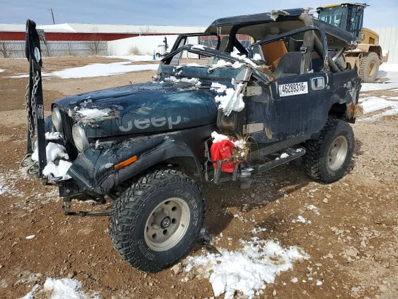 1983 Jeep CJ, VIN 1JCCN87E9DT045925 — Опрокидывание