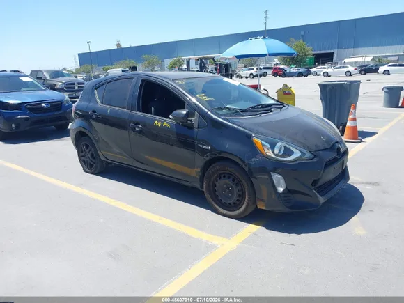 2016 Toyota Prius Two, VIN JTDKDTB33G1123303 — Side