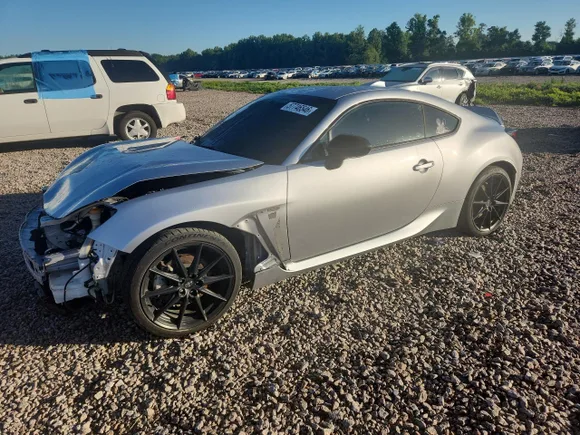 2023 Toyota 86 Premium, VIN JF1ZNBE13P9763647 — Front end