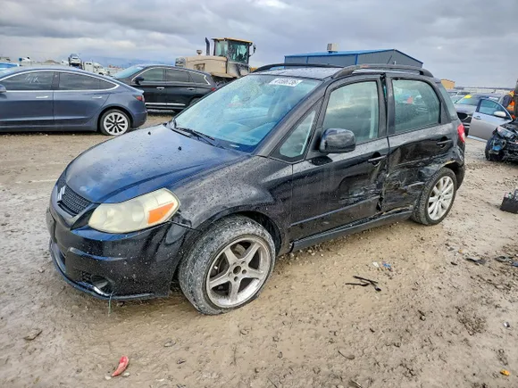 2010 Suzuki SX4, VIN JS2YA5A35A6300675 — Side
