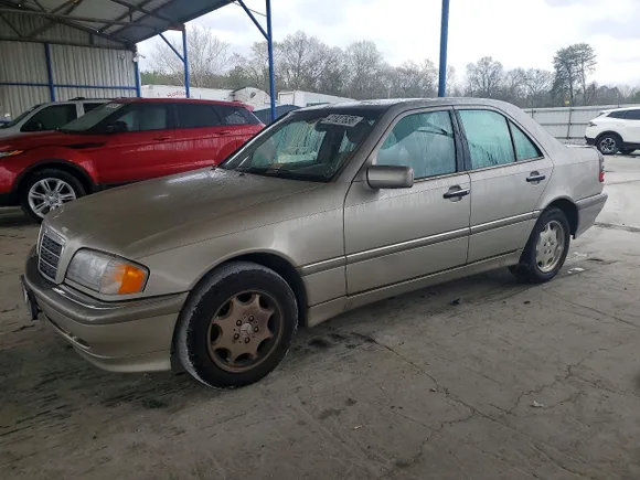 1998 Mercedes-Benz C 230/260/280/320, VIN WDBHA29G2WA618286 — Rear end